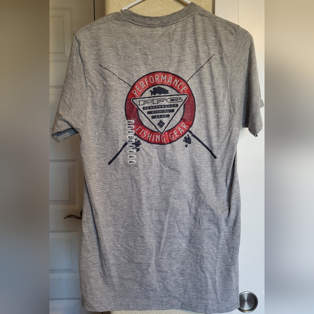 Columbia Gray Short Sleeve Tee with Emblem Design